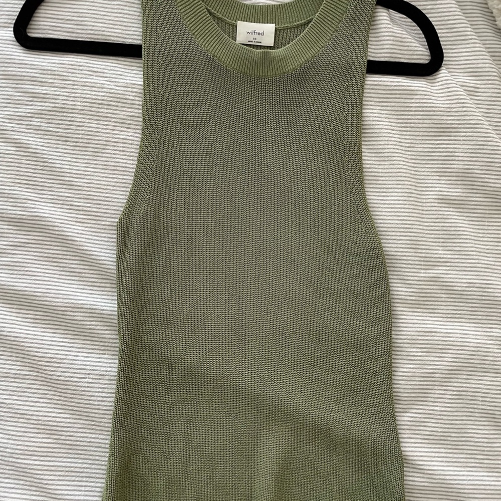 Aritzia Seychelles sweater
